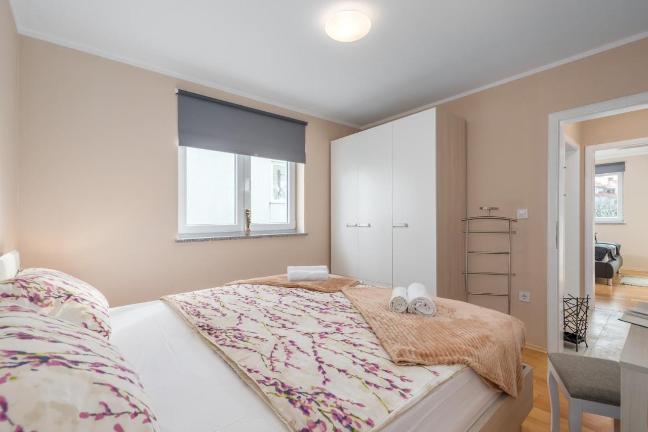 Apartment Andrea ポレッチ エクステリア 写真
